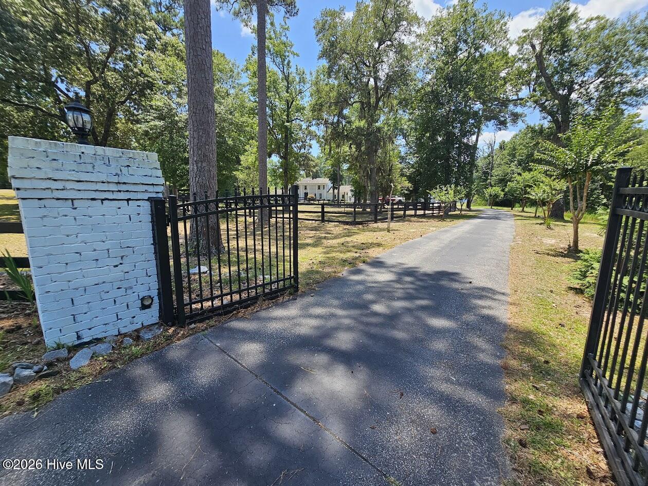 415 Whitebridge Road Hampstead, NC 28443 - Photo 4 of 39