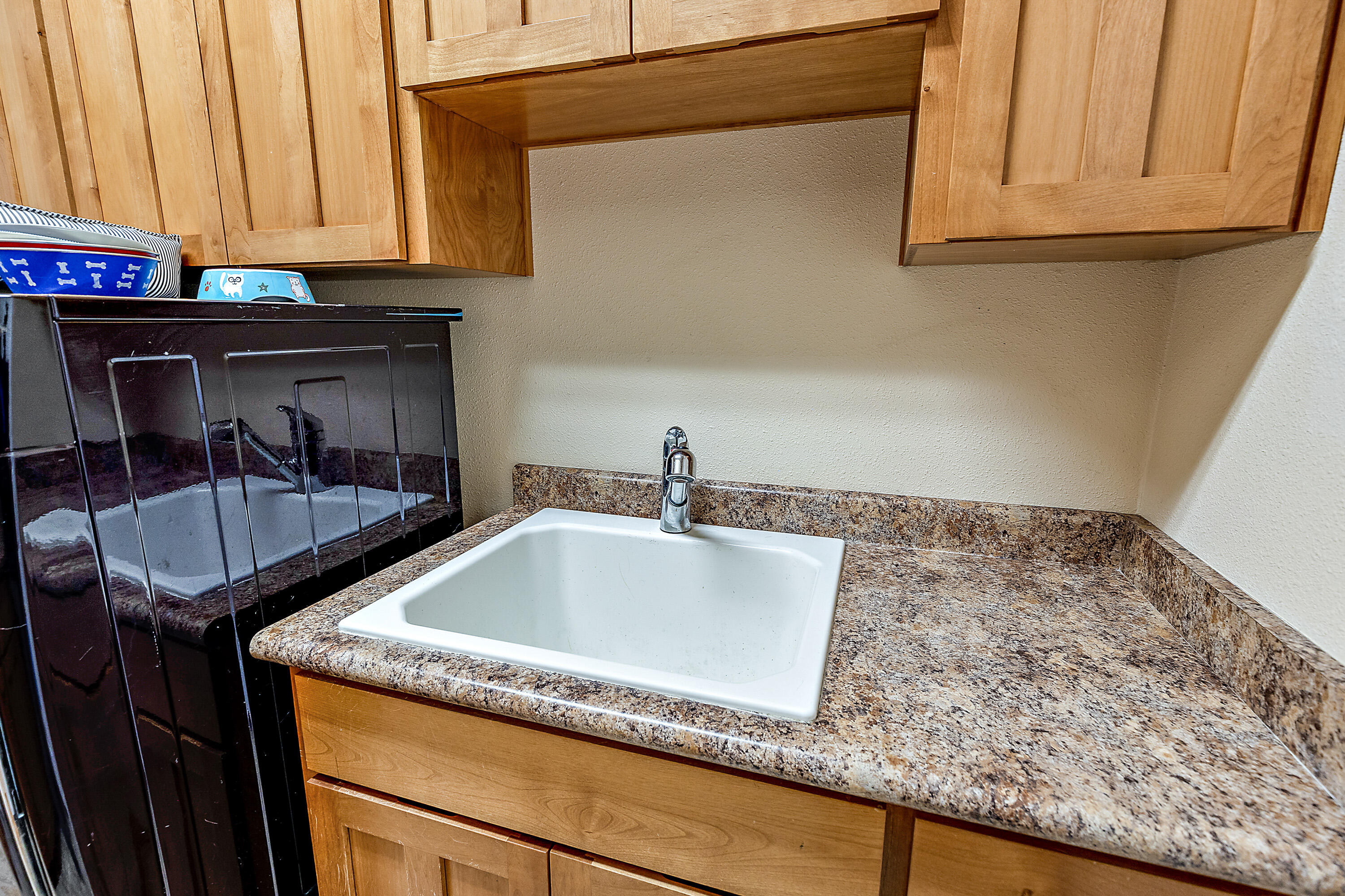 924 Buck Point Street Central Point, OR 97502 - Photo 16 of 32