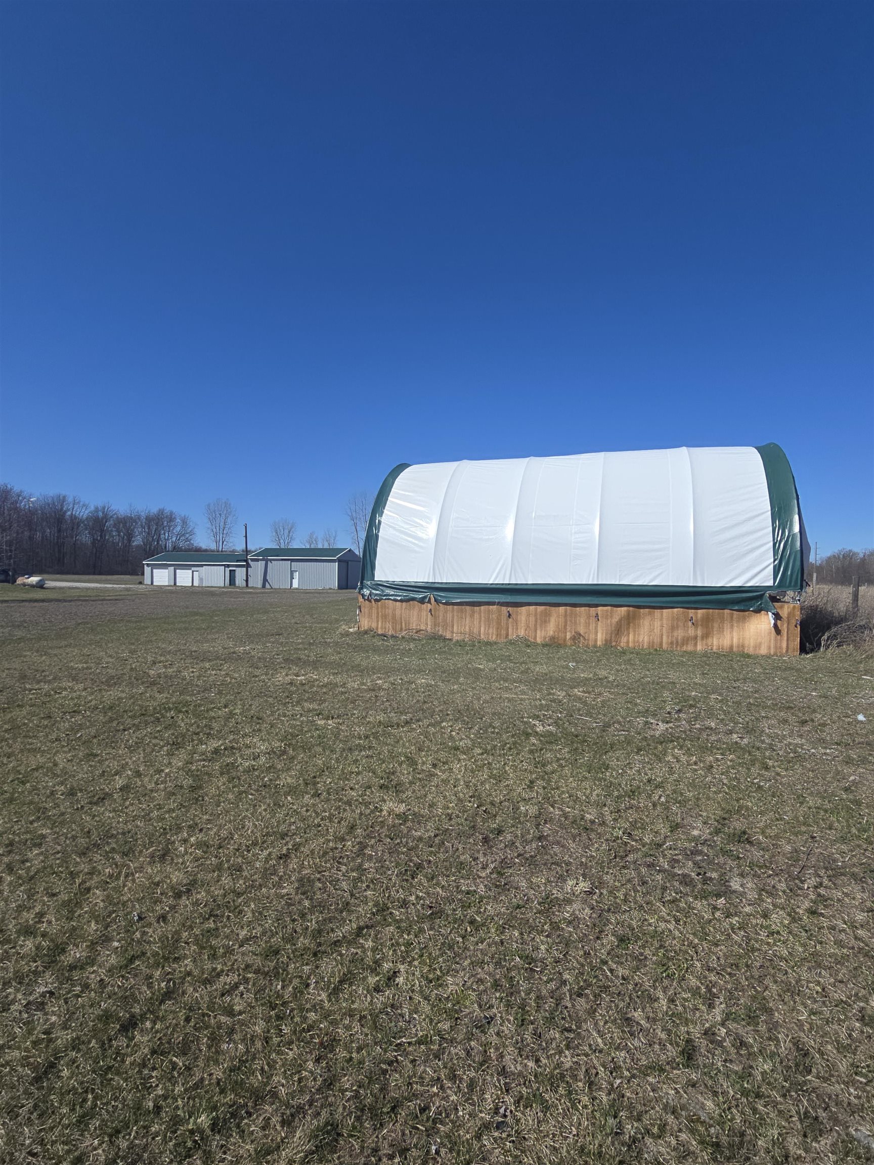 1215 West County Line Road Sumner, MI 48889 - Photo 19 of 37