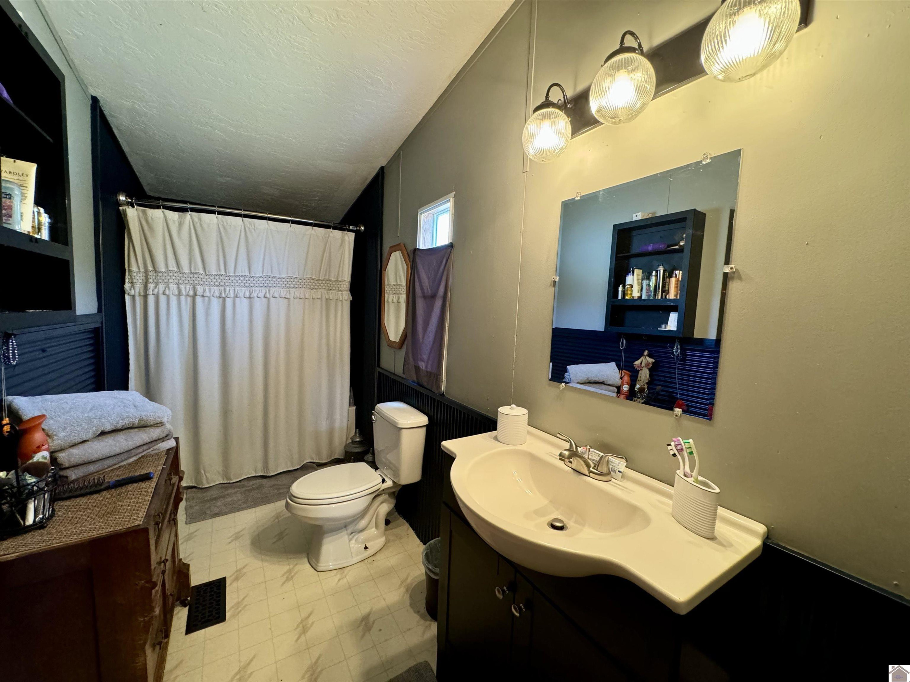 1160 Burnetts Chapel Road Farmington, KY 42040 - Photo 17 of 20 Photo 17