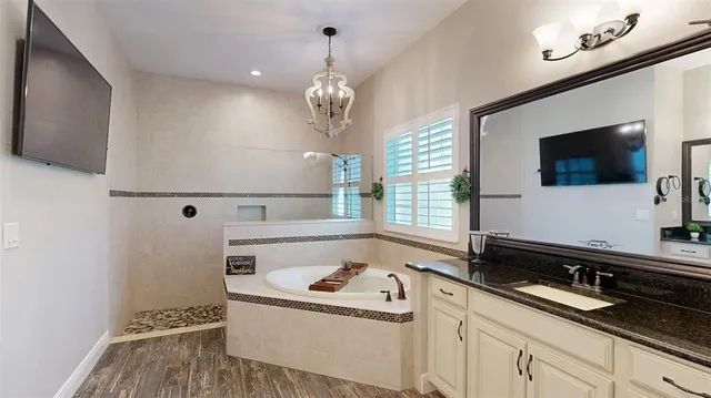 $724,900 | 6426 Tideline Drive, Apollo Beach, FL 33572