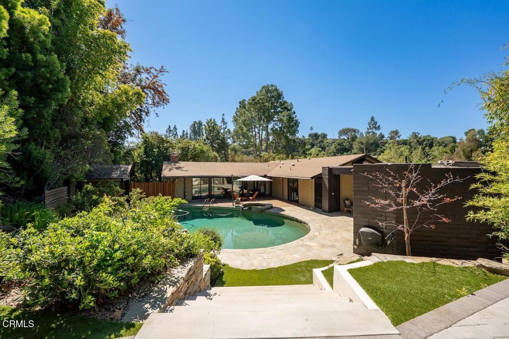 760 Laguna Road Pasadena, CA 91105 - Photo 24 of 40 Upper Deck 2