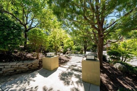 760 Laguna Road Pasadena, CA 91105 - Photo 31 of 40 Front Yard Walkway