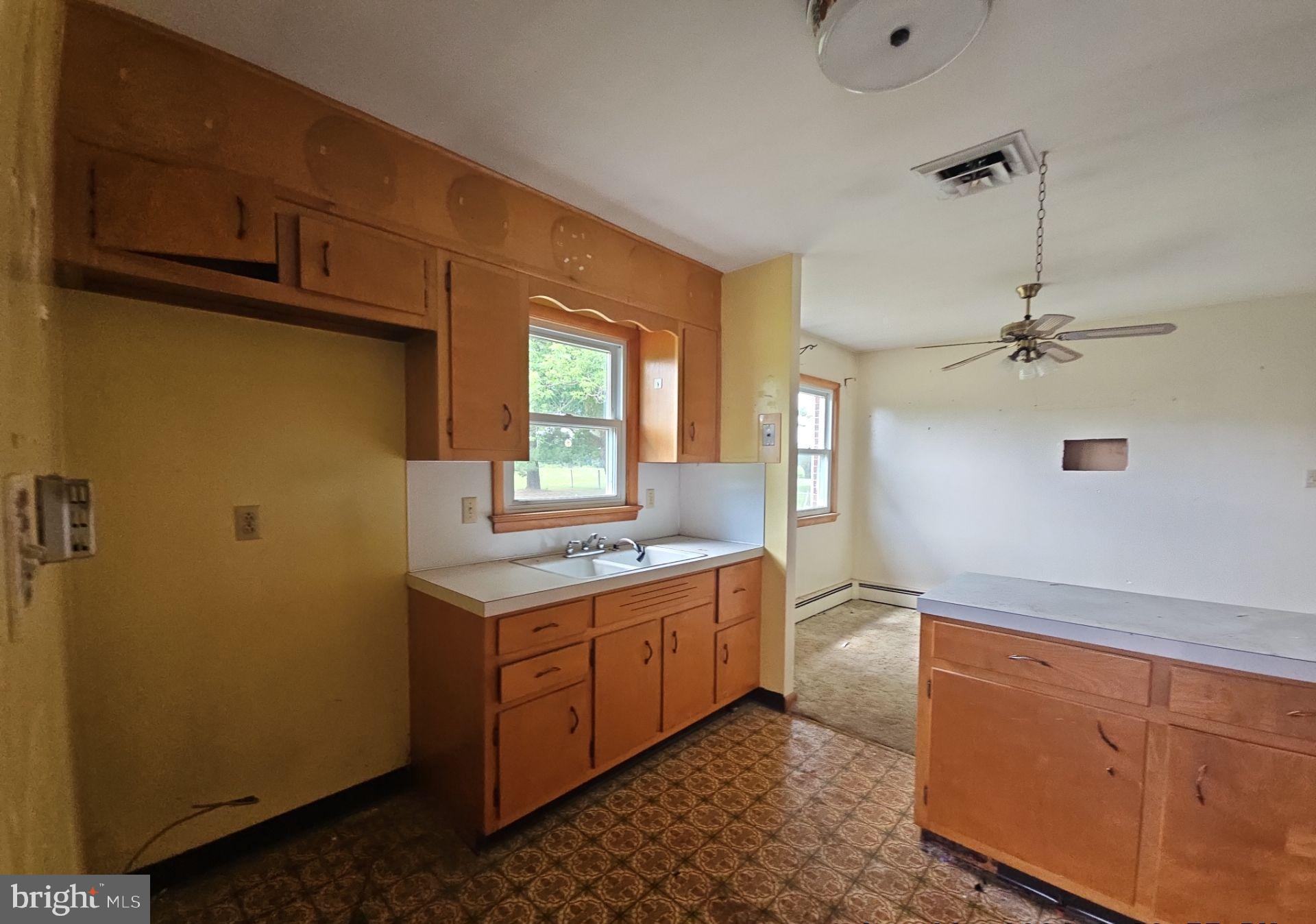 17 Acton Station Road Salem, NJ 08079 - Photo 5 of 30