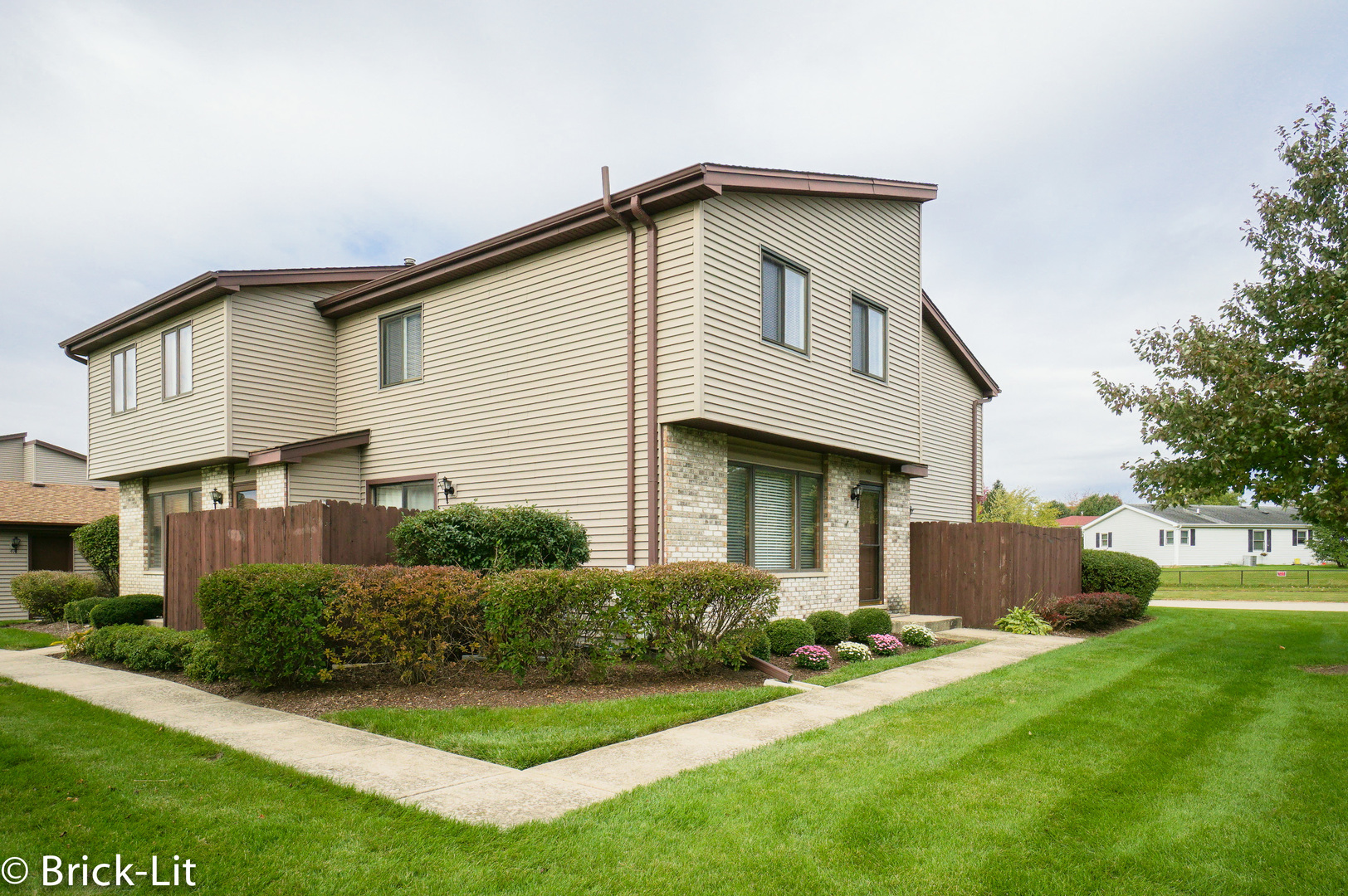 412 Circlegate Road, Unit 3 New Lenox, IL 60451 - Photo 1 of 10
