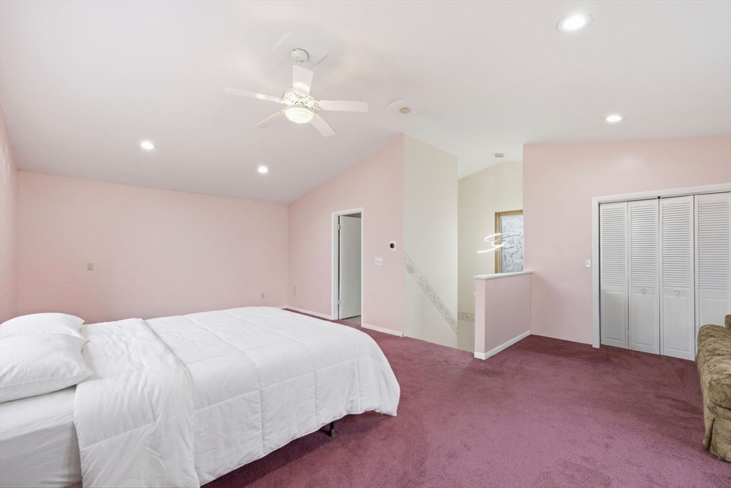 70 Warwick Road Chicopee, MA 01020 - Photo 22 of 36