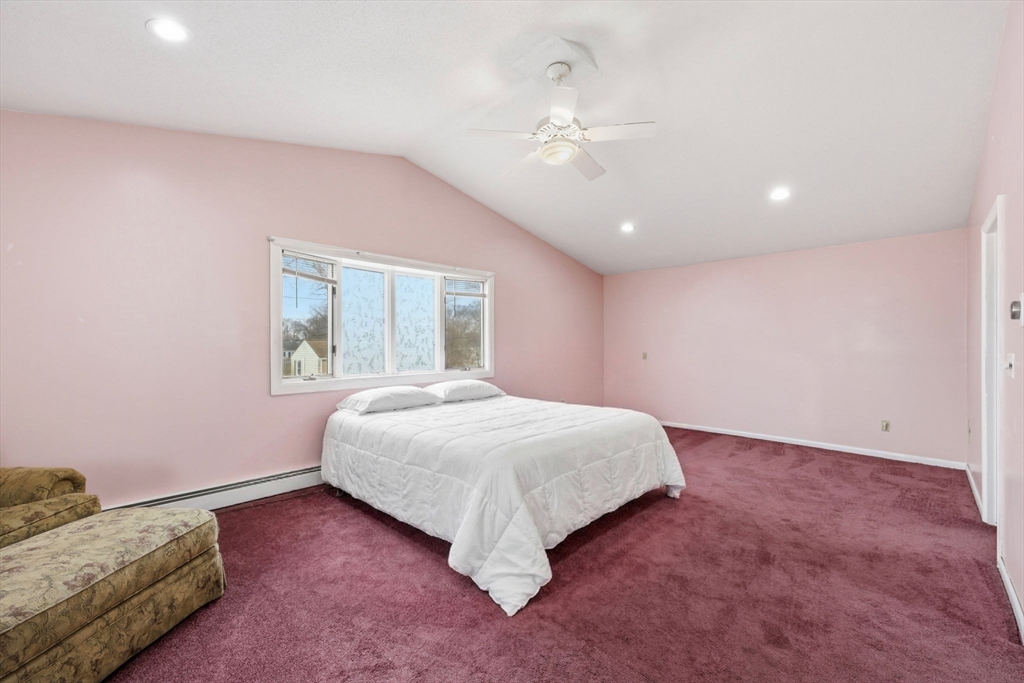 70 Warwick Road Chicopee, MA 01020 - Photo 24 of 36