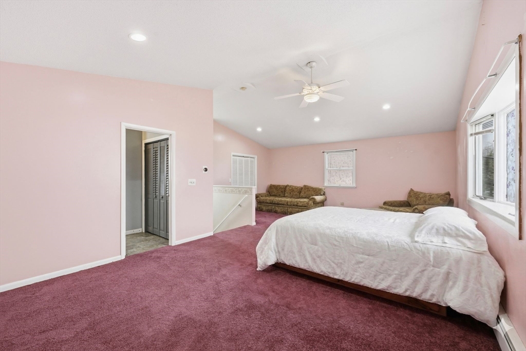 70 Warwick Road Chicopee, MA 01020 - Photo 25 of 36