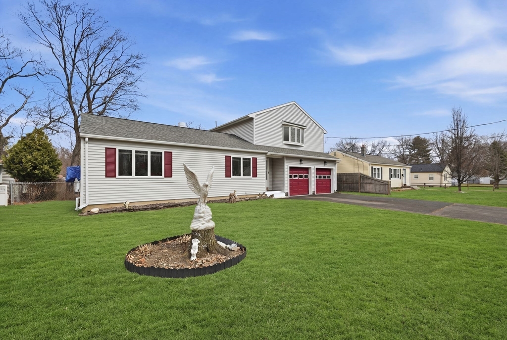 70 Warwick Road Chicopee, MA 01020 - Photo 35 of 36