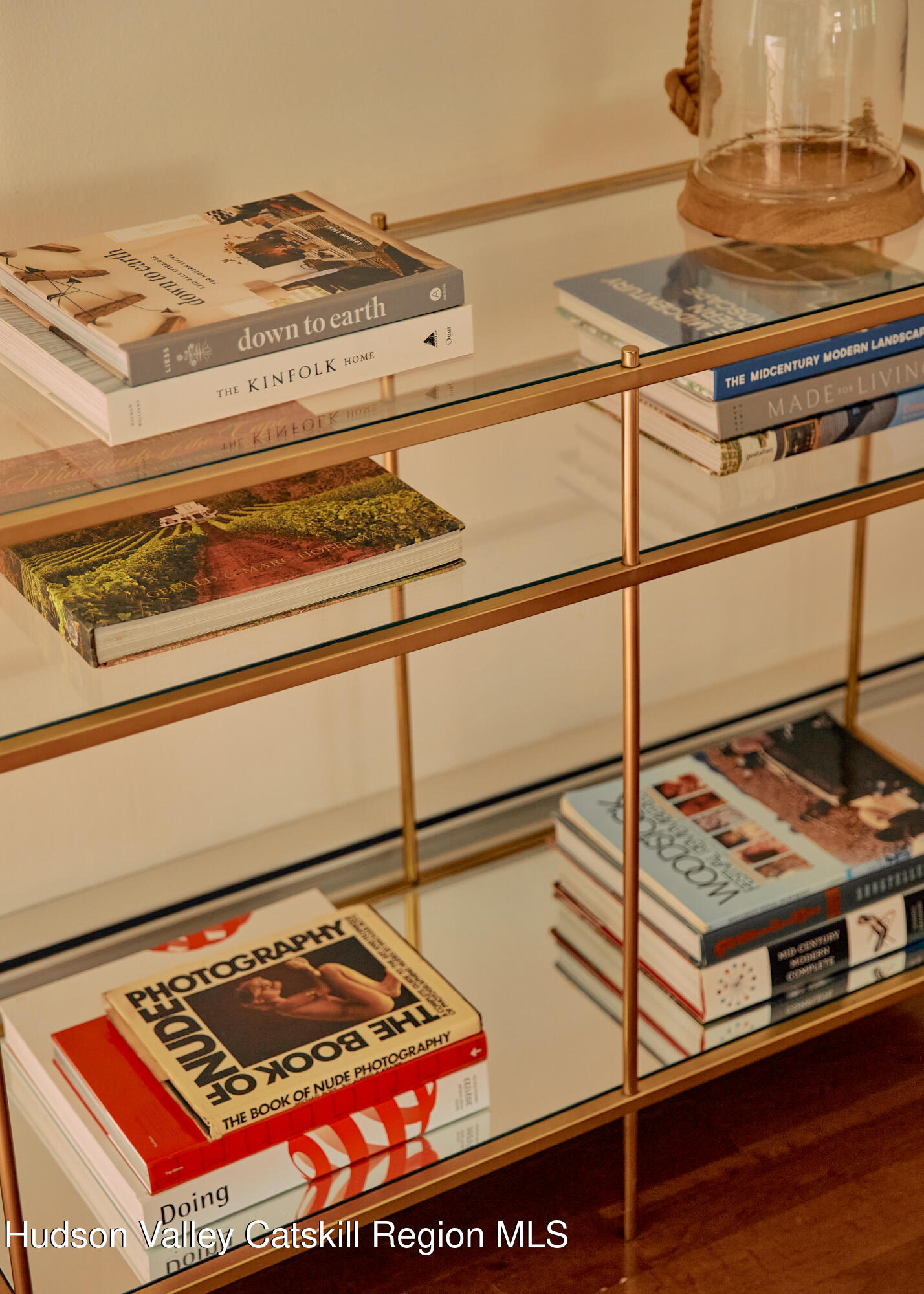 33 Race Track Road Bearsville, NY 12409 - Photo 27 of 37 a close up of a stove