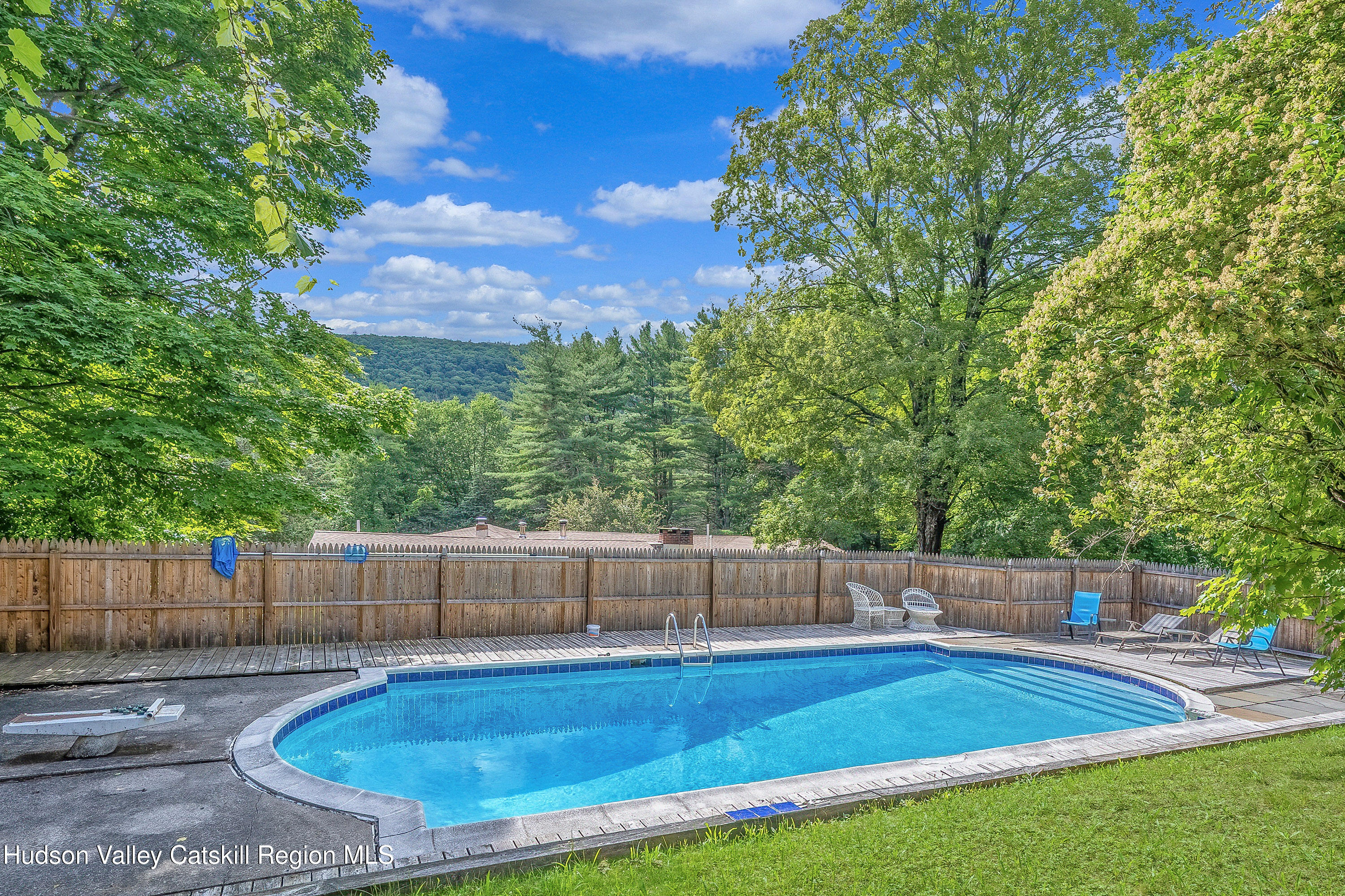 33 Race Track Road Bearsville, NY 12409 - Photo 35 of 37 a view of a backyard