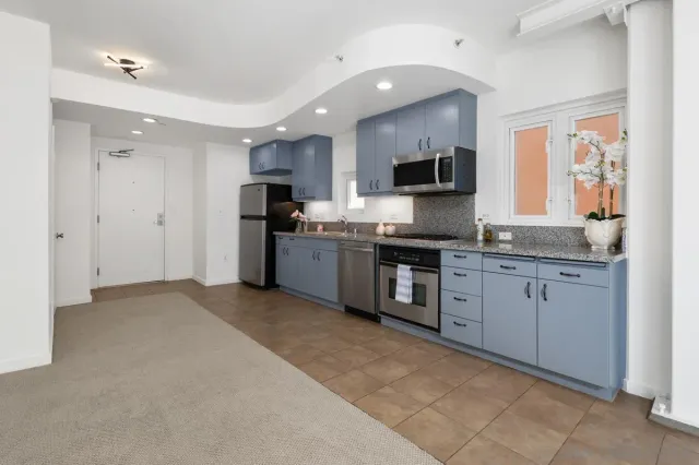 $449,000 | 550 15th Street, Unit 401, San Diego, CA 92101