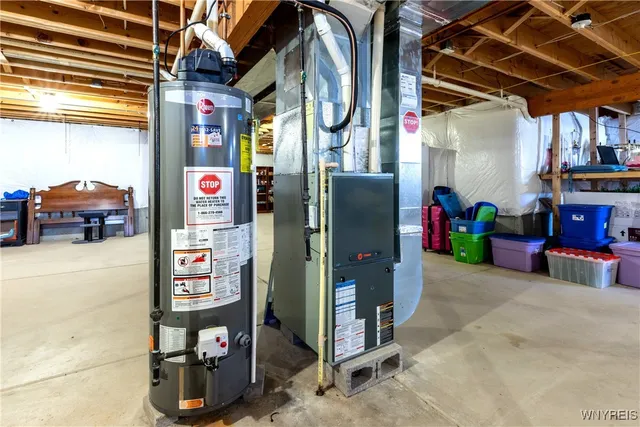 $465,000 | 6357 Vintage Court, Lockport Town, NY 14094