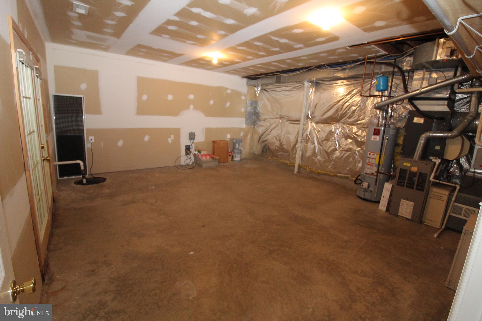 12990 Pintail Road Woodbridge, VA 22192 - Photo 28 of 37 Huge Storage Area