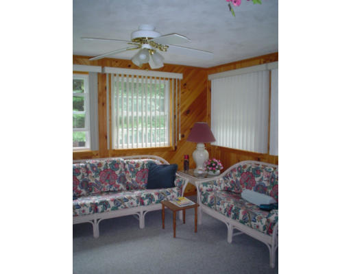 25 Marcia Road Wilmington, MA 01887 - Photo 4 of 12 Gallery Image 4