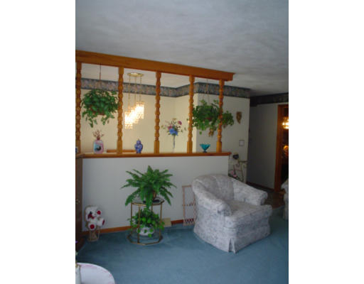 25 Marcia Road Wilmington, MA 01887 - Photo 7 of 12 Gallery Image 7