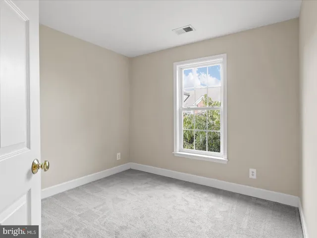 $3,250 | 2501 Bronze Stone Place, Herndon, VA 20171