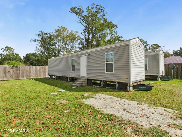 $675 | 109 Anne Street, Grand Coteau, LA 70570