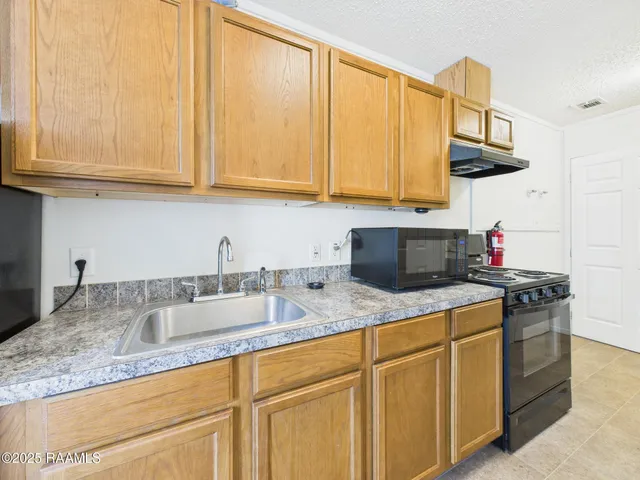 $675 | 109 Anne Street, Grand Coteau, LA 70570