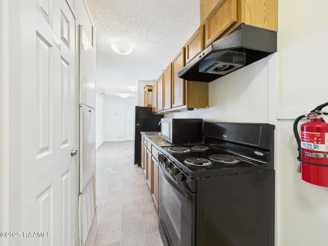 $675 | 109 Anne Street, Grand Coteau, LA 70570