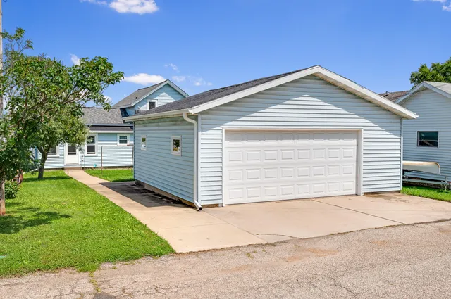 $207,500 | 1407 Bangor Street, Bangor, WI 54614