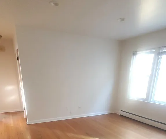 $1,600 | 2646 North Harlem Avenue, Unit 1W, Elmwood Park, IL 60707