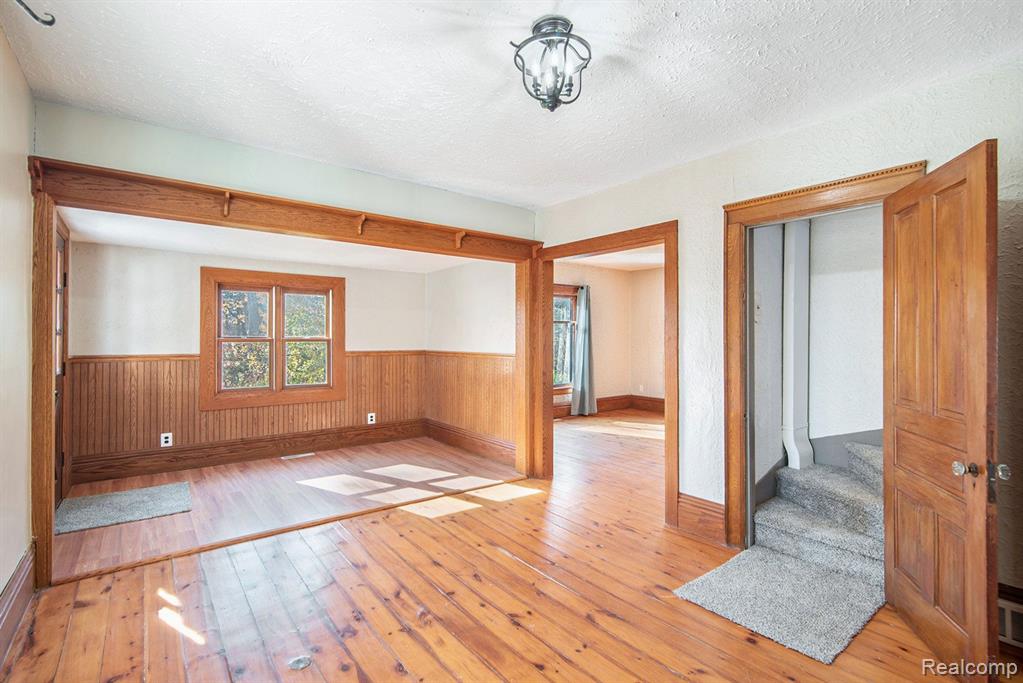 12418 Carpenter Road Flushing, MI 48433 - Photo 11 of 36