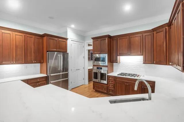 $10,000 | 612 Daggett Street, Daniel Island, SC 29492