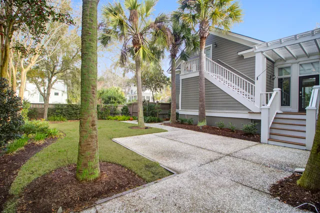 $10,000 | 612 Daggett Street, Daniel Island, SC 29492