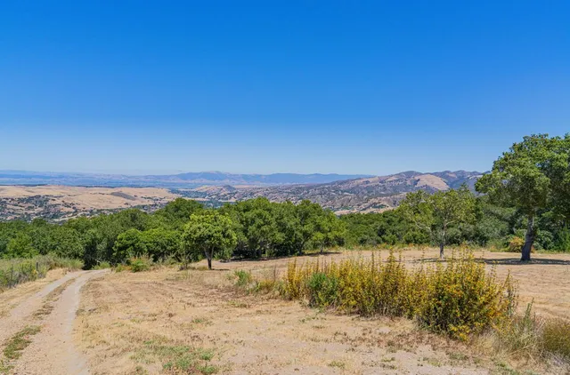 $945,000 | 12167 Saddle Road, Carmel Valley, CA 93924