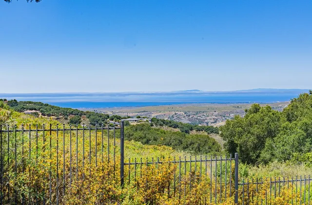 $945,000 | 12167 Saddle Road, Carmel Valley, CA 93924