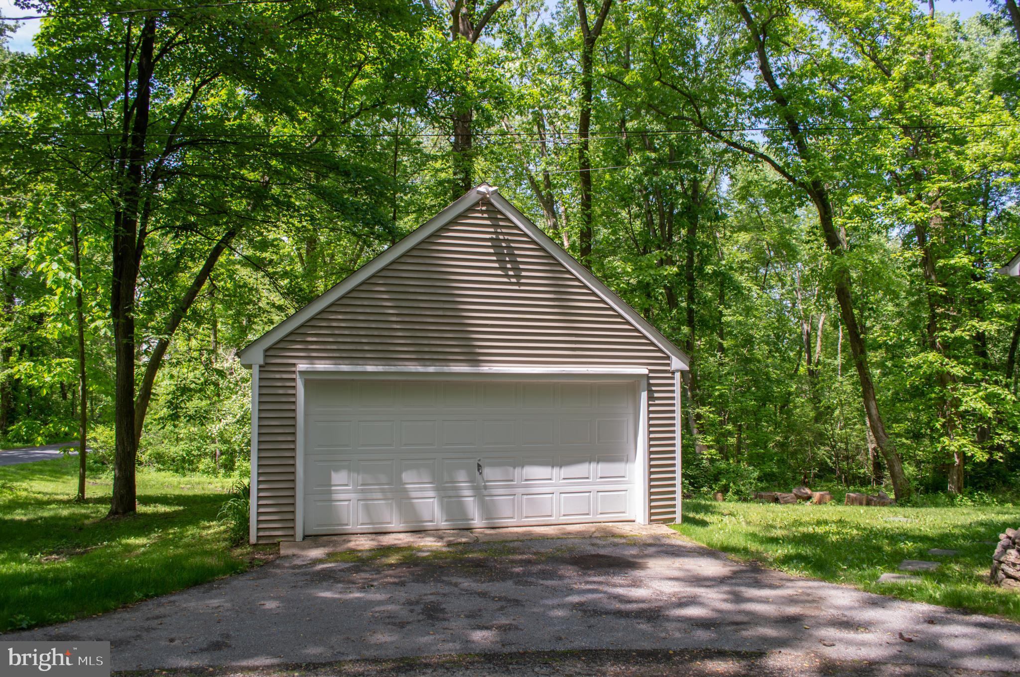 130 Mapleflower Road Glenmoore, PA 19343 - Photo 9 of 44 Gallery Image 9