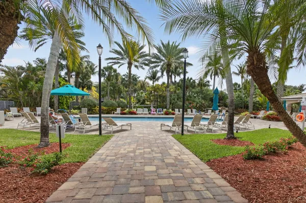 $345,000 | 260 Village Boulevard, Unit 5303, Tequesta, FL 33469