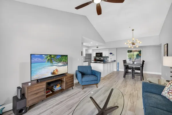 $345,000 | 260 Village Boulevard, Unit 5303, Tequesta, FL 33469