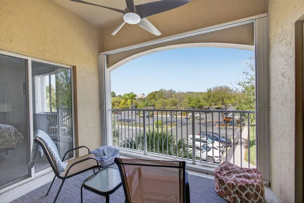 $345,000 | 260 Village Boulevard, Unit 5303, Tequesta, FL 33469