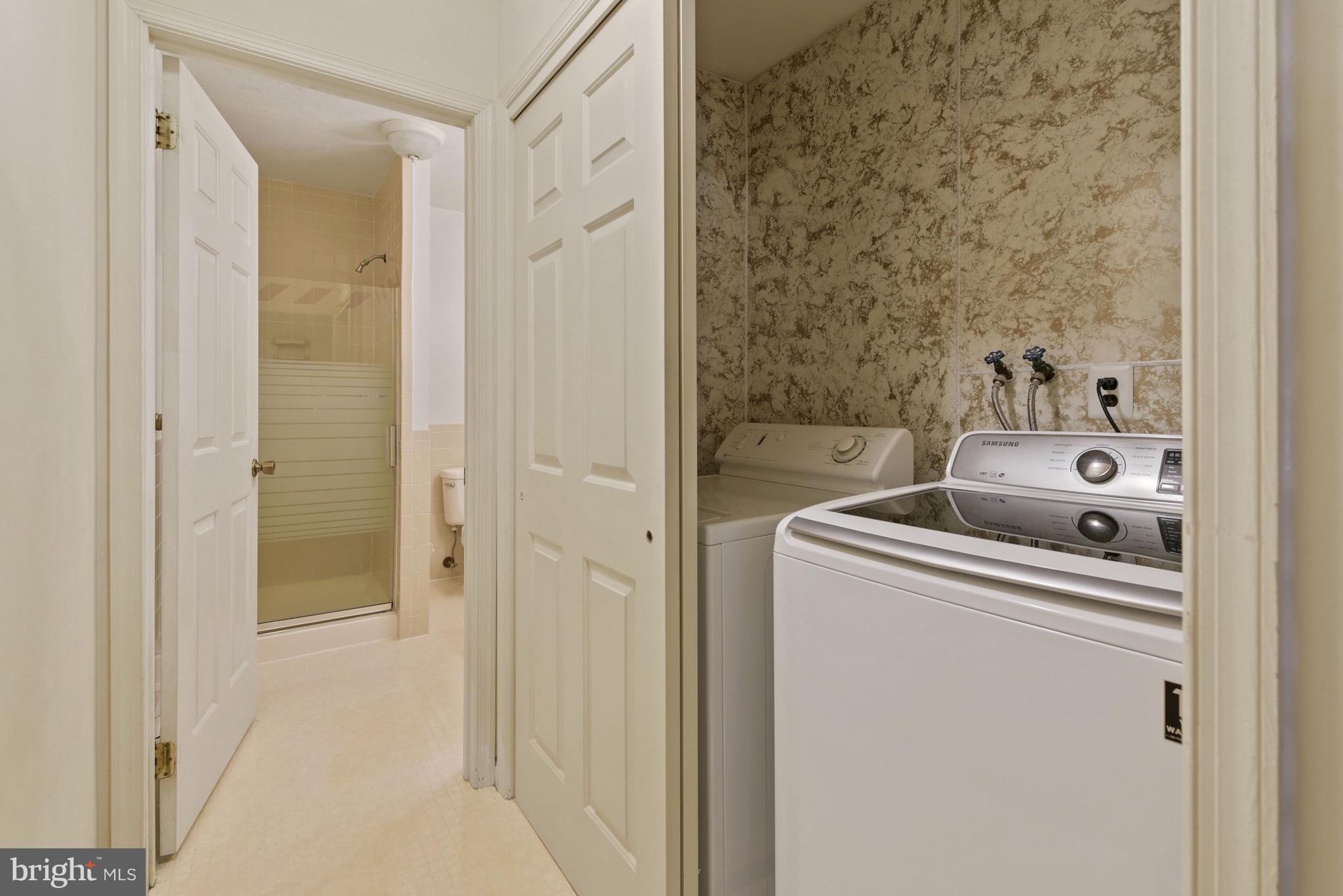 12 Wimbeldon Way Tabernacle, NJ 08088 - Photo 27 of 35 First floor laundry.