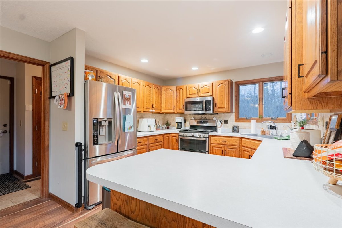 5000 Silverado Lane Clinton, IL 61727 - Photo 11 of 57