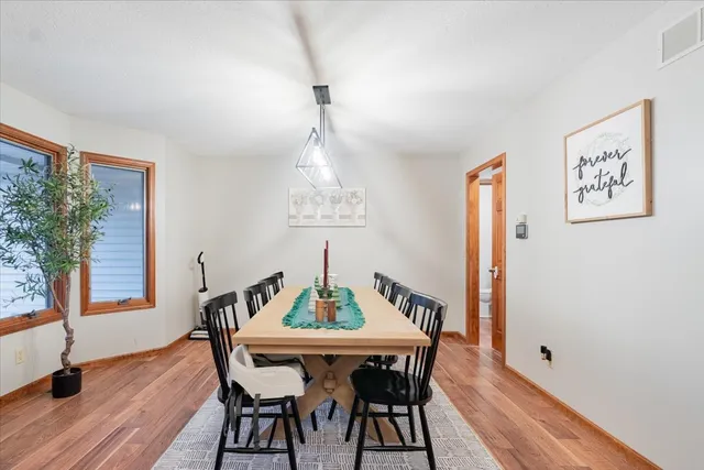 $469,900 | 5000 Silverado Lane, Clinton, IL 61727