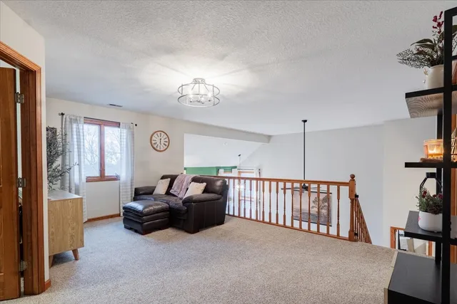 $469,900 | 5000 Silverado Lane, Clinton, IL 61727