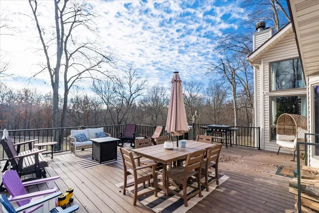 $469,900 | 5000 Silverado Lane, Clinton, IL 61727