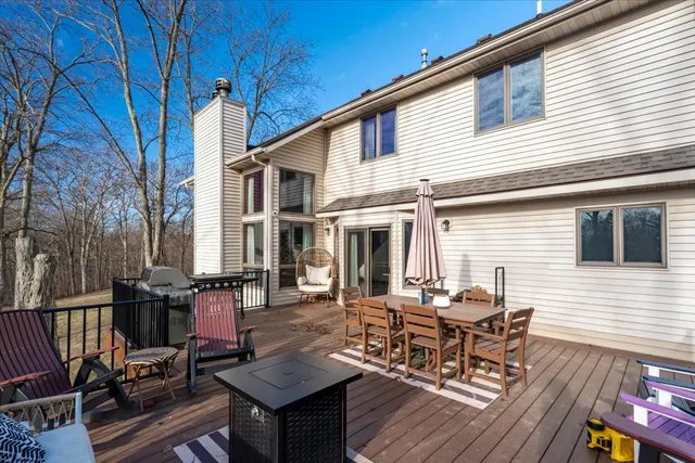 $469,900 | 5000 Silverado Lane, Clinton, IL 61727