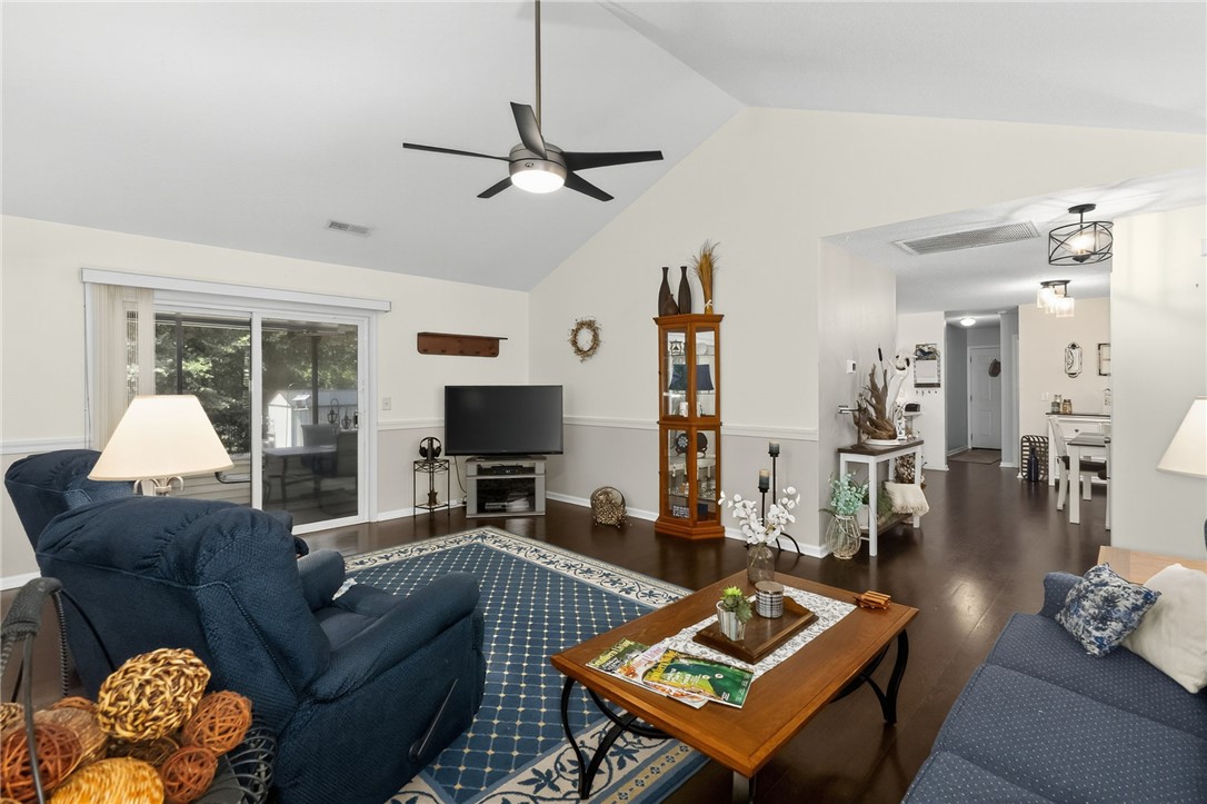 106 Hurst Avenue Anderson, SC 29625 - Photo 9 of 50