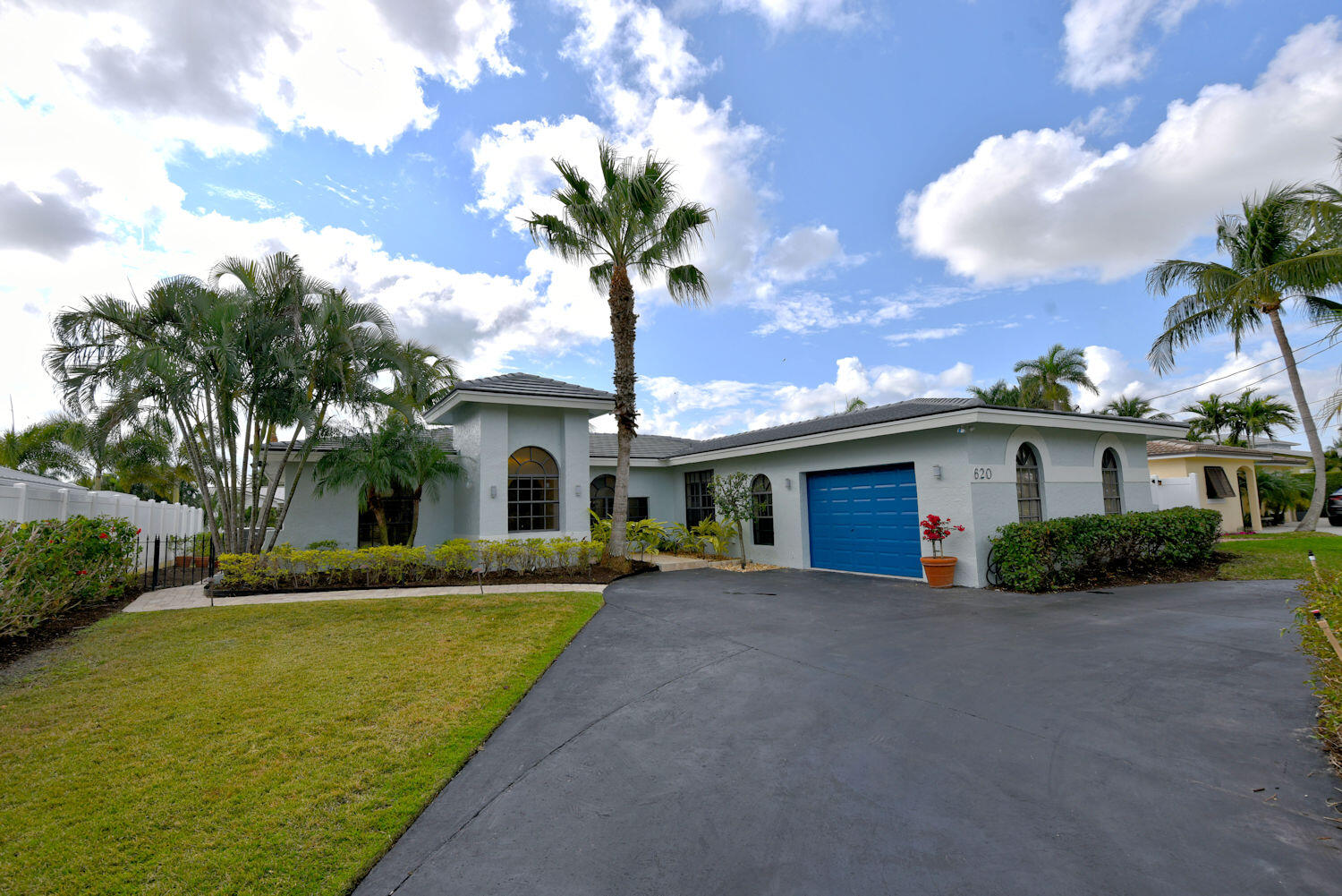 620 Lighthouse Drive North Palm Beach, FL 33408 - Photo 1 of 18 Front