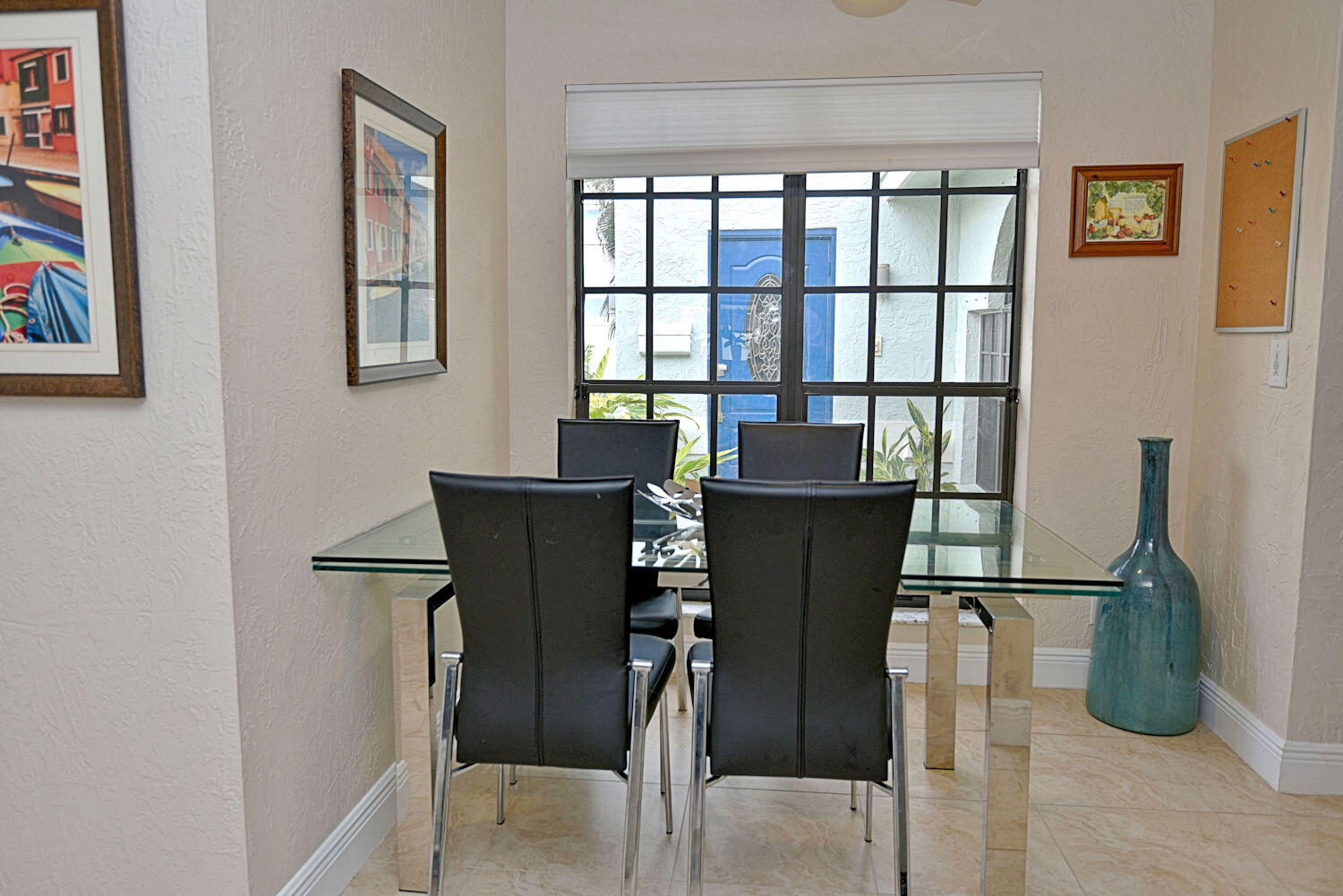 620 Lighthouse Drive North Palm Beach, FL 33408 - Photo 16 of 18 Dining area