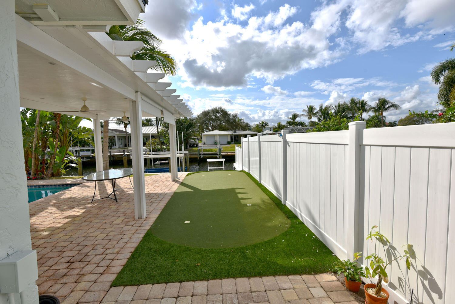 620 Lighthouse Drive North Palm Beach, FL 33408 - Photo 8 of 18 Putting Green