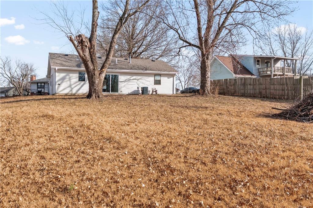 246 Southeast 101st Road Warrensburg, MO 64093 - Photo 20 of 30