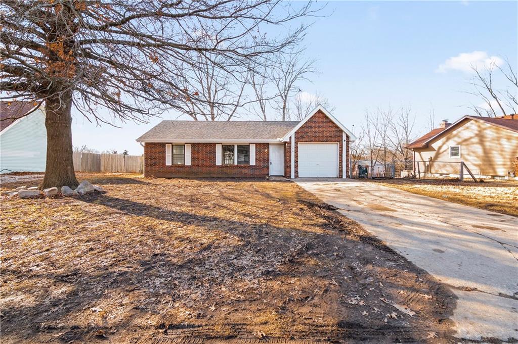 246 Southeast 101st Road Warrensburg, MO 64093 - Photo 2 of 30