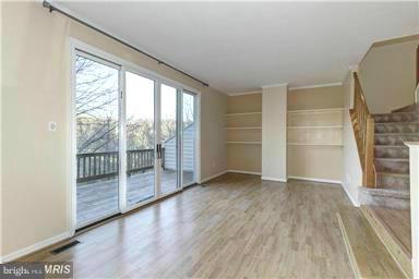 5099 Columbia Road, Unit 1619 Columbia, MD 21044 - Photo 13 of 28 Living Room