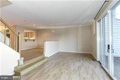 5099 Columbia Road, Unit 1619 Columbia, MD 21044 - Photo 15 of 28 Living Room