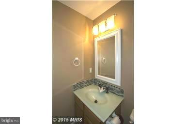 5099 Columbia Road, Unit 1619 Columbia, MD 21044 - Photo 16 of 28 Powder Room